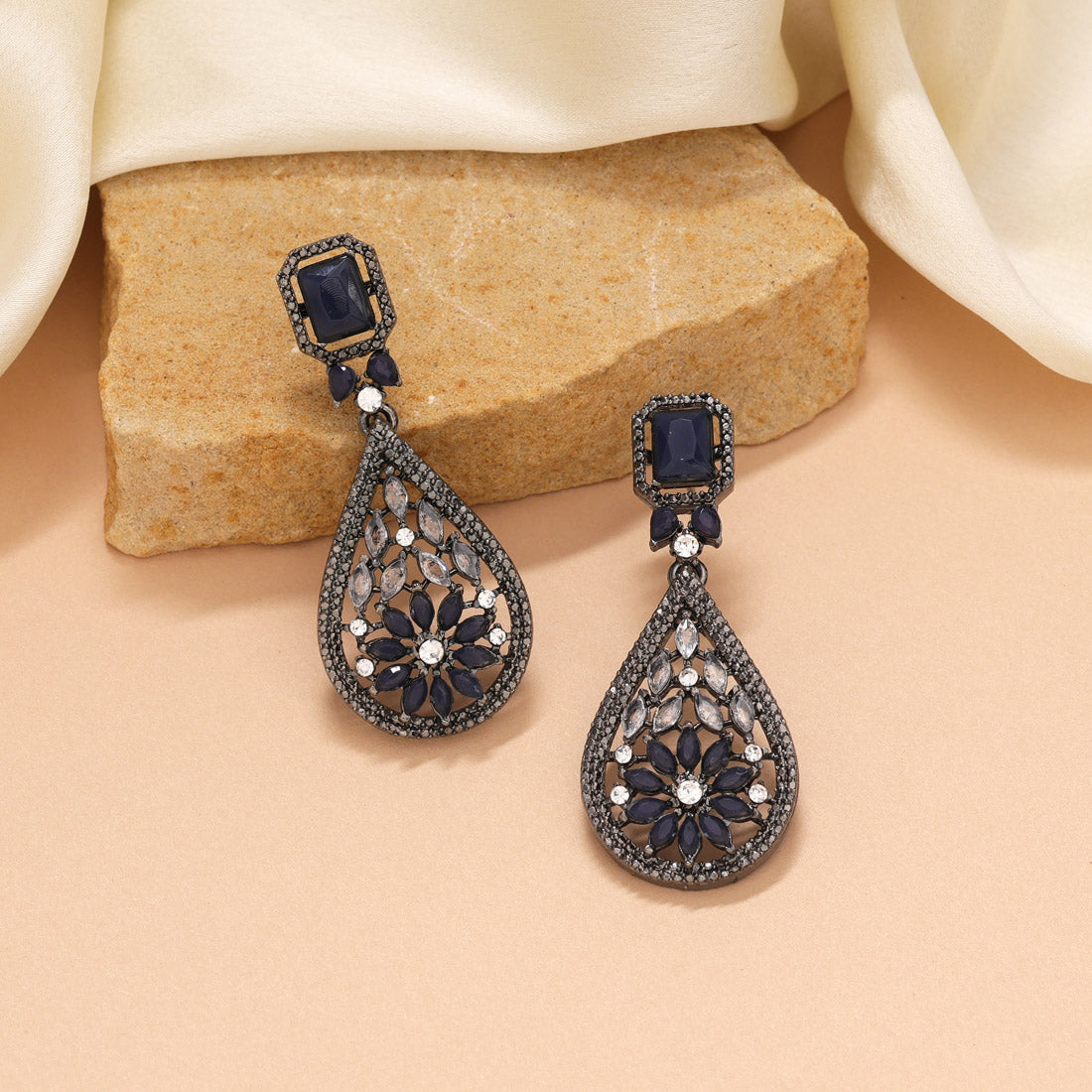 Blue Color Fashion Earrings With Artistic Motif And Shiny Coating