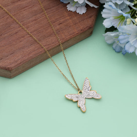 White Color Stainless Steel Anti Tarnish Necklace Designed To Complement Everyday Outfits