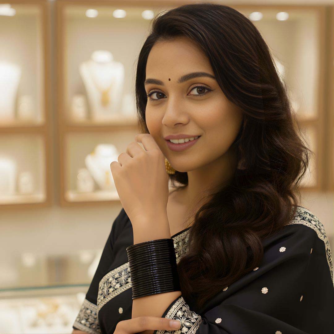 Black Color 4 Set Of Bangles Combo Size(2 Set Of 2.6, 2 Set Of 2.8)