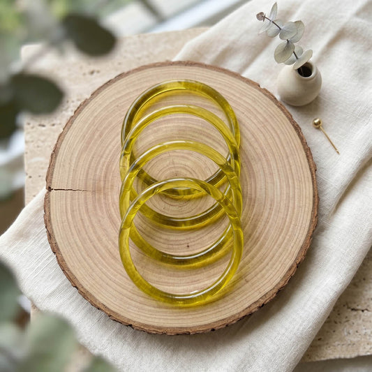 Mehandi Green Color 8 Set Of Glass Bangle Mix Size (2.2, 2.4, 2.6, 2.8, 2.10) (FNFB175CMB)