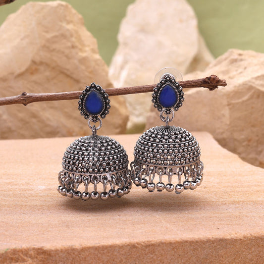 Atemberaubende oxidierte Ohrringe in blauer Farbe mit traditionellem künstlerischem Design für Party- und Hochzeitskleidung