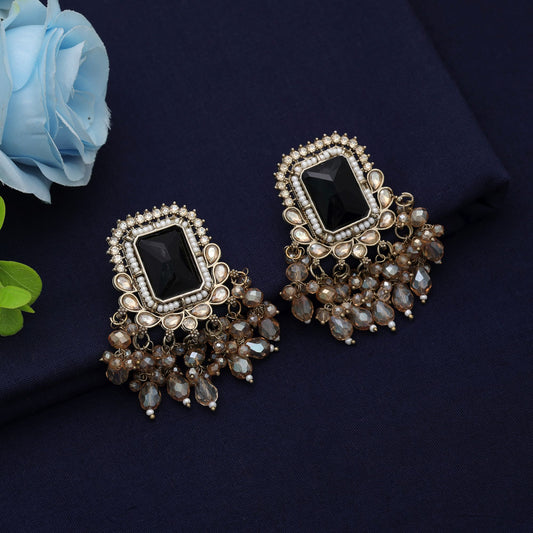 Moderne schwarze Kundan-Ohrringe für elegante Anlässe