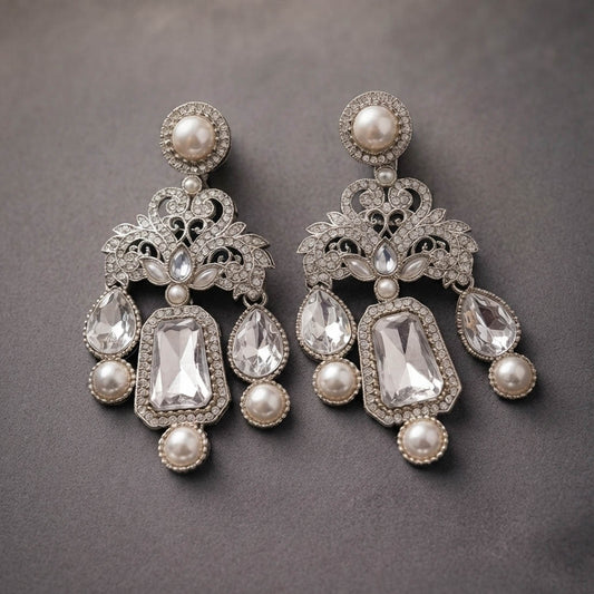 White Color Kundan Earrings with Elegant Ethnic Appeal