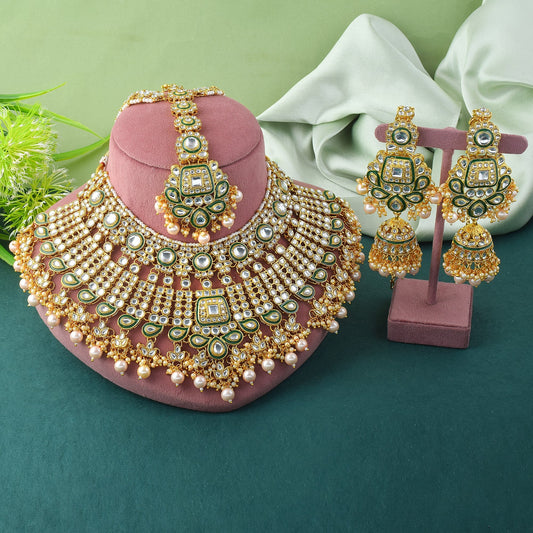 Heavy Gold Color Kundan Necklace Set For Wedding And Parties