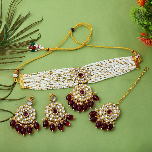 Eye-Catching Magenta Color Choker Kundan Necklace Set For Events
