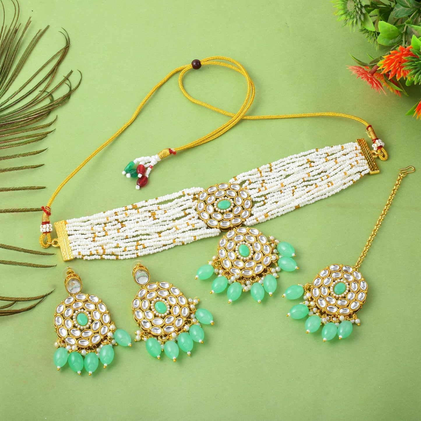 Stilvolles Pista Green Color Choker Kundan Halsketten-Set für Partys