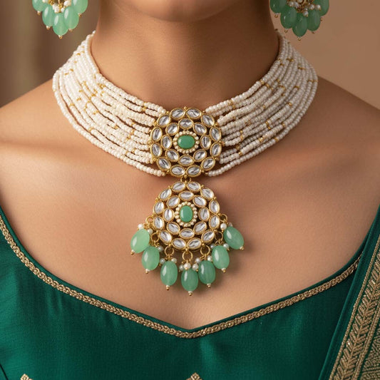 Stilvolles Pista Green Color Choker Kundan Halsketten-Set für Partys