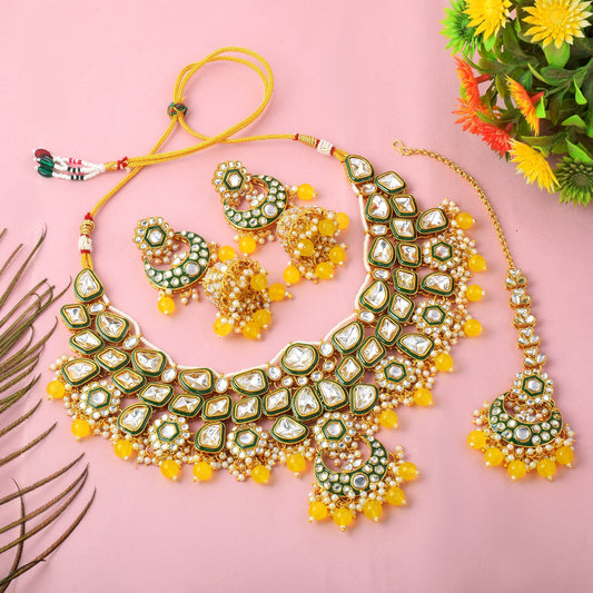 Sunshine Yellow Color Kundan Necklace Set For Cultural Ceremonies