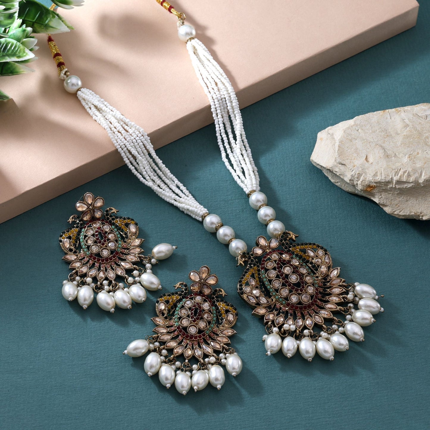 Stylish Multi Color Kundan Necklace Set Ideal For Festive And Cultural Looks