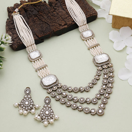 White Color Kundan Necklace Set For Elegant Cultural Functions