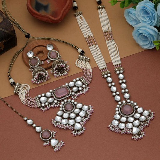 Wunderschönes, langes und eng anliegendes Kundan-Halsketten-Set in Hellrosa für Hochzeiten