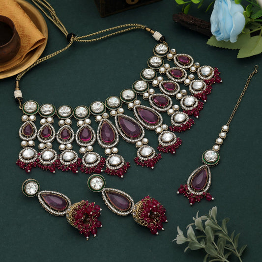Traditionelles Rani-Farb-Kundan-Halskettenset mit luxuriösem ethnischem Braut-Look