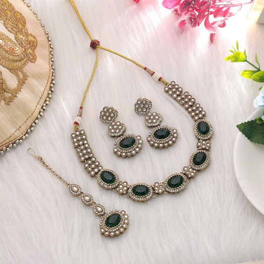 Premium Green Color Kundan Necklace Set With Elegant Traditional Party Design