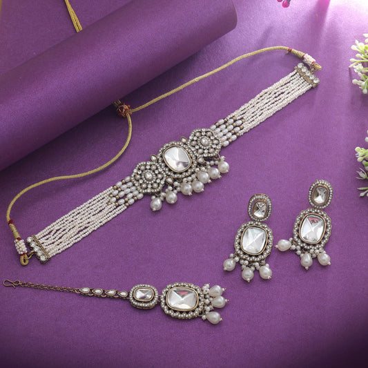 Premium White Color Choker Kundan Necklace Set With Festive Ethnic Artwork