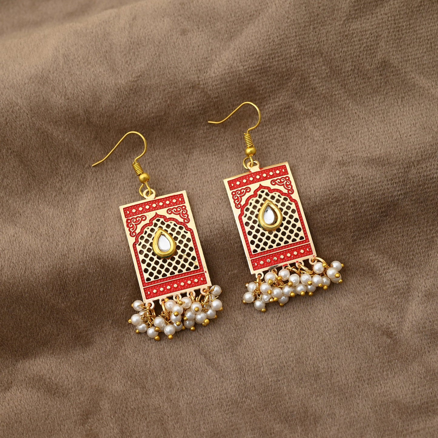 Wunderschöne rote Meenakari-Ohrringe für Brautveranstaltungen und Partyanlässe