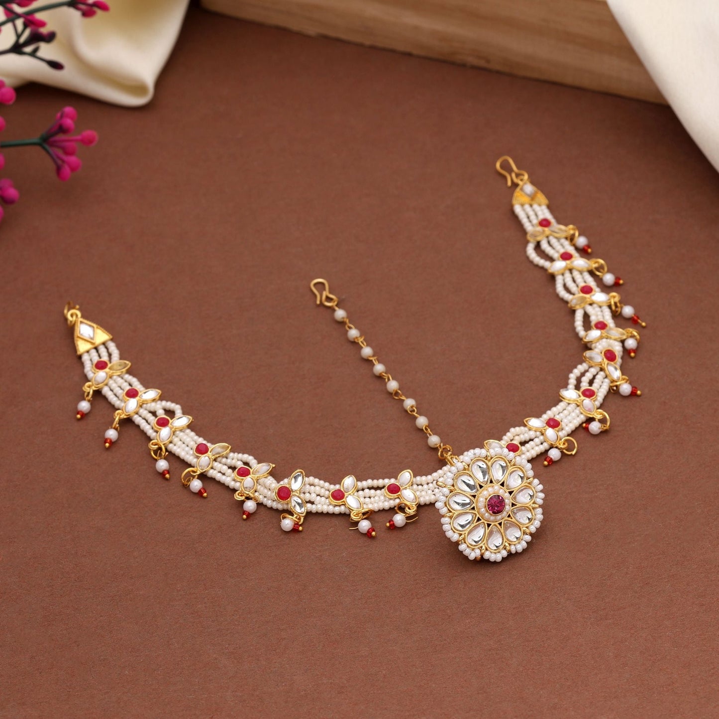 Red & White Color Kundan Matha Patti Perfect For Bridal Ceremonies And Festivals