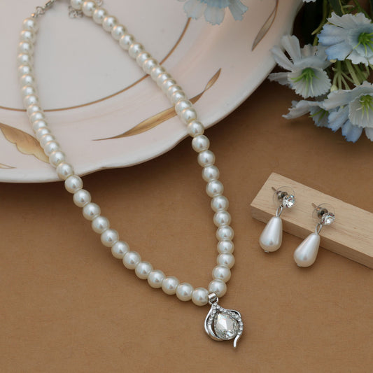 White Color Stone Necklace Set Elegant Bridal Style Jewelry Design