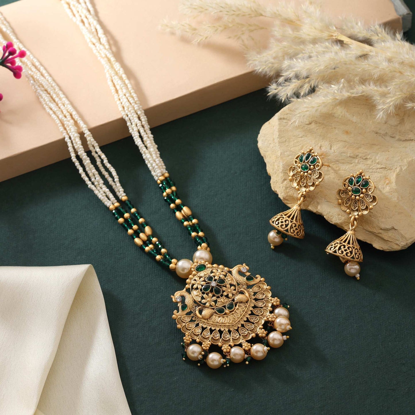 Fresh Green Color Matte Gold Necklace Set With Elegant Floral Inspired Patterns