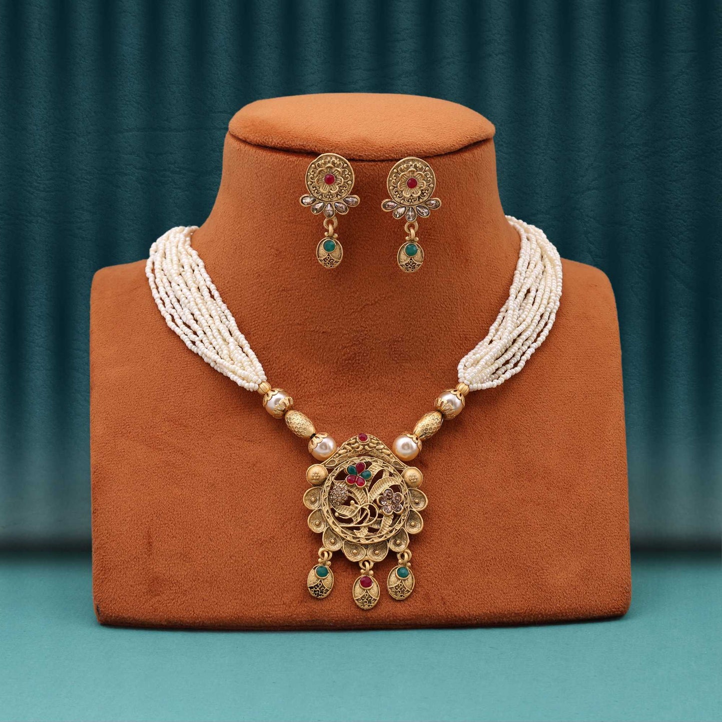 Dual Shade Rani And Green Color Matte Gold Necklace Set With Antique Royal Finish