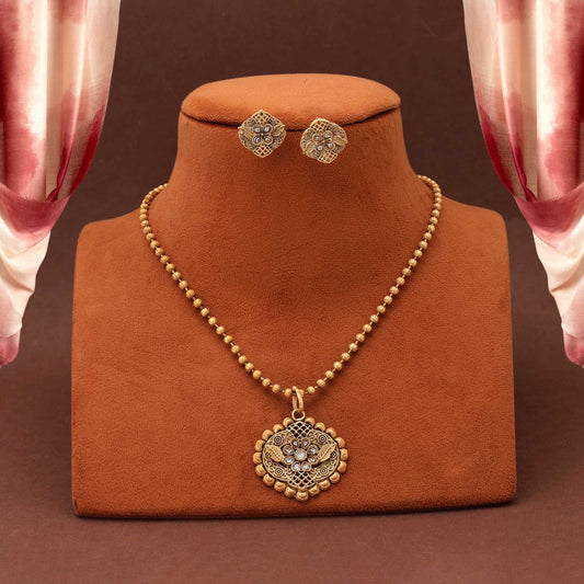 Antique Gold Color Matte Gold Necklace Set Highlighting Royal Craftsmanship And Beauty