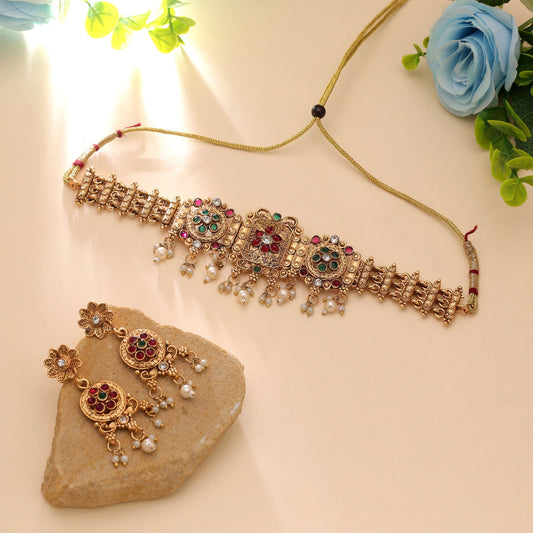 Halsketten-Set Rani & Green Color Matte Gold mit hochwertigem traditionellem Finish