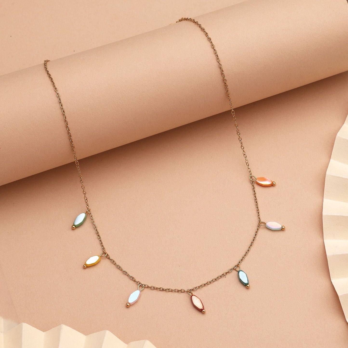 Stylish Assorted Color Anti Tarnish Necklace With Anti-Fade Polish For Long Life