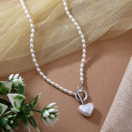 Stylish White Color Fashion Necklace Perfect For Everyday Trendy Outfits