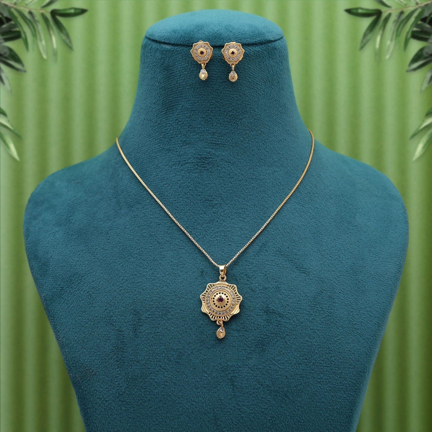 Gold Color Fashion Chain Pendant With Earrings Offering Timeless Charm And Stylish Appeal