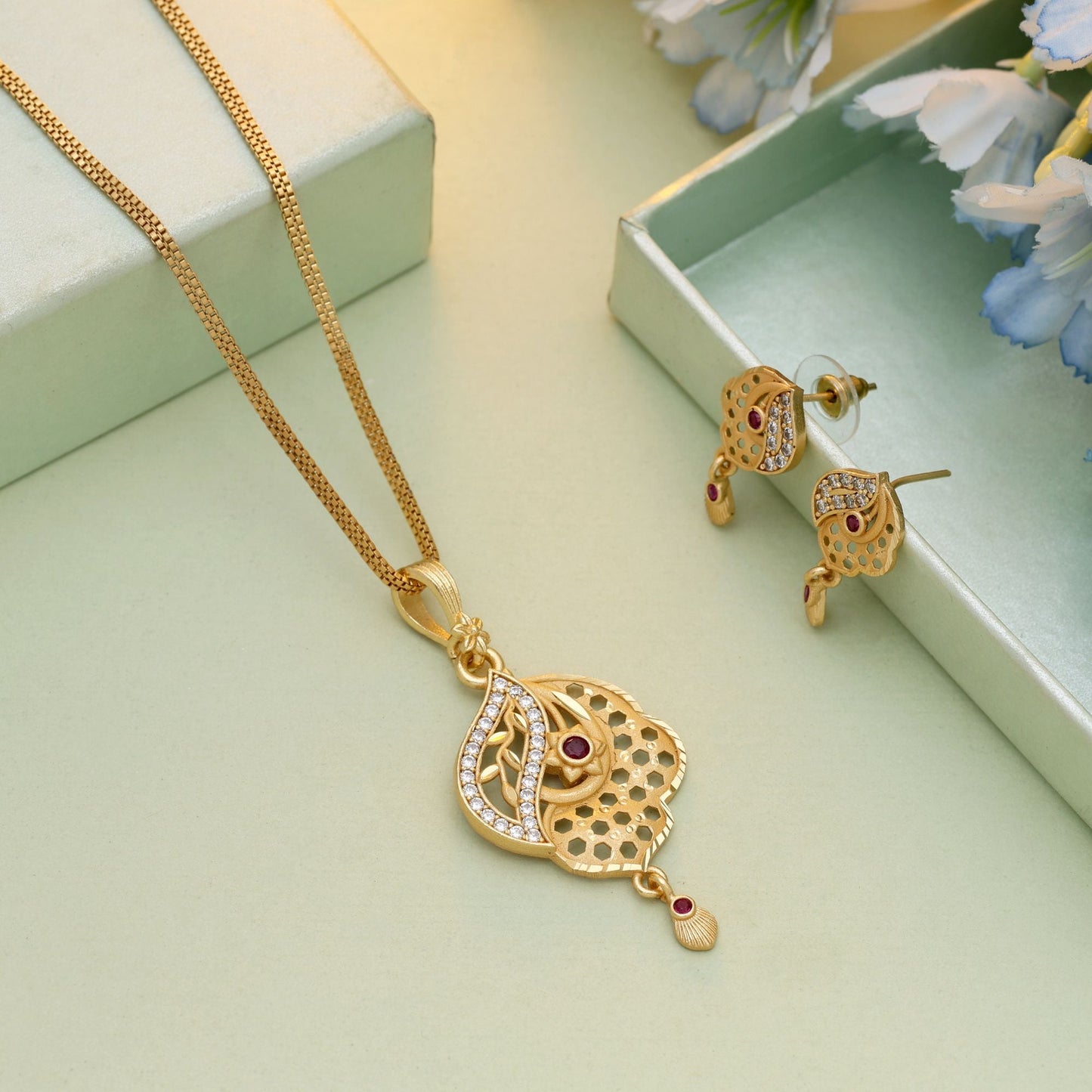 Gold Color Chain Pendant With Earring Designed For Women Who Love Minimal Traditional Jewelry