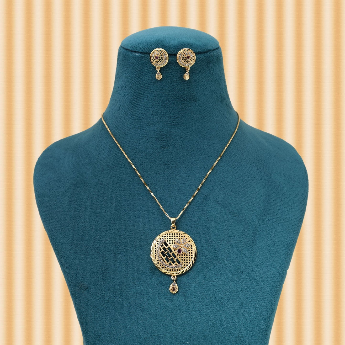 Gold Color Chain Pendant With Earring Designed To Complement Saree And Kurti Outfits
