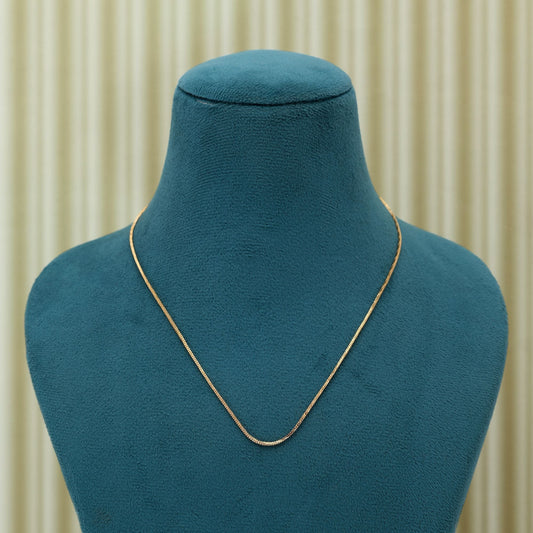 Gold Color Fashion Chain Necklace Suitable For Lightweight Festive Styling