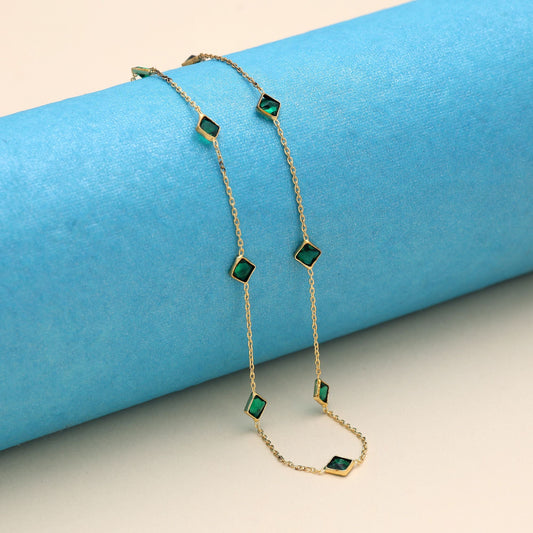 Grüne Modekette Halskette mit minimalistischem Design und elegantem Finish