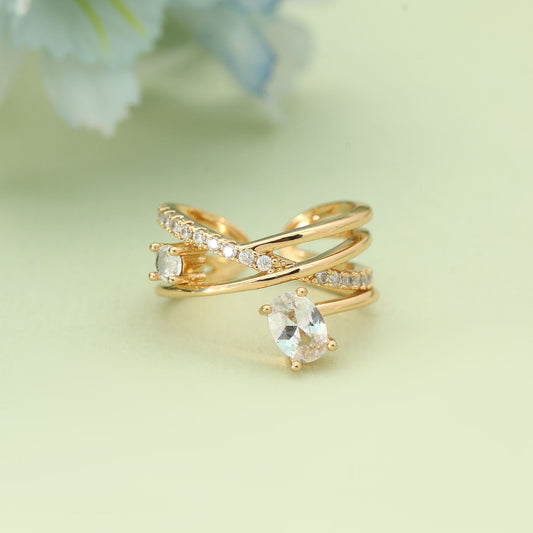 White Color Fashion Rings With Modern Minimal Elegant Jewelry Design