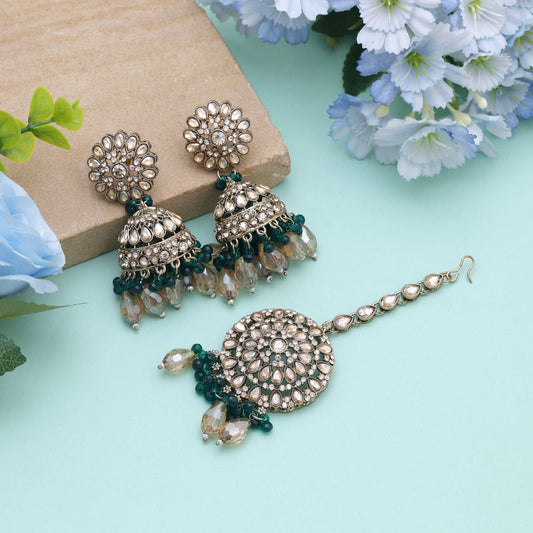 Green Color Kundan Earrings Tikka Set Designed For Elegant Ethnic Kundan Earrings Wear