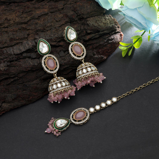 Elegantes hellrosa Kundan Ohrringe Tikka Set für die traditionelle Party Kollektion