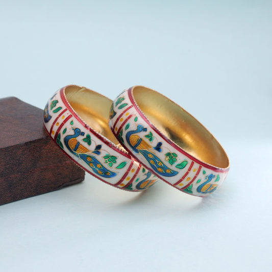 White Color Hand Painted Meenakari Bangle Pair with Beautiful Ethnic Fashion Appeal