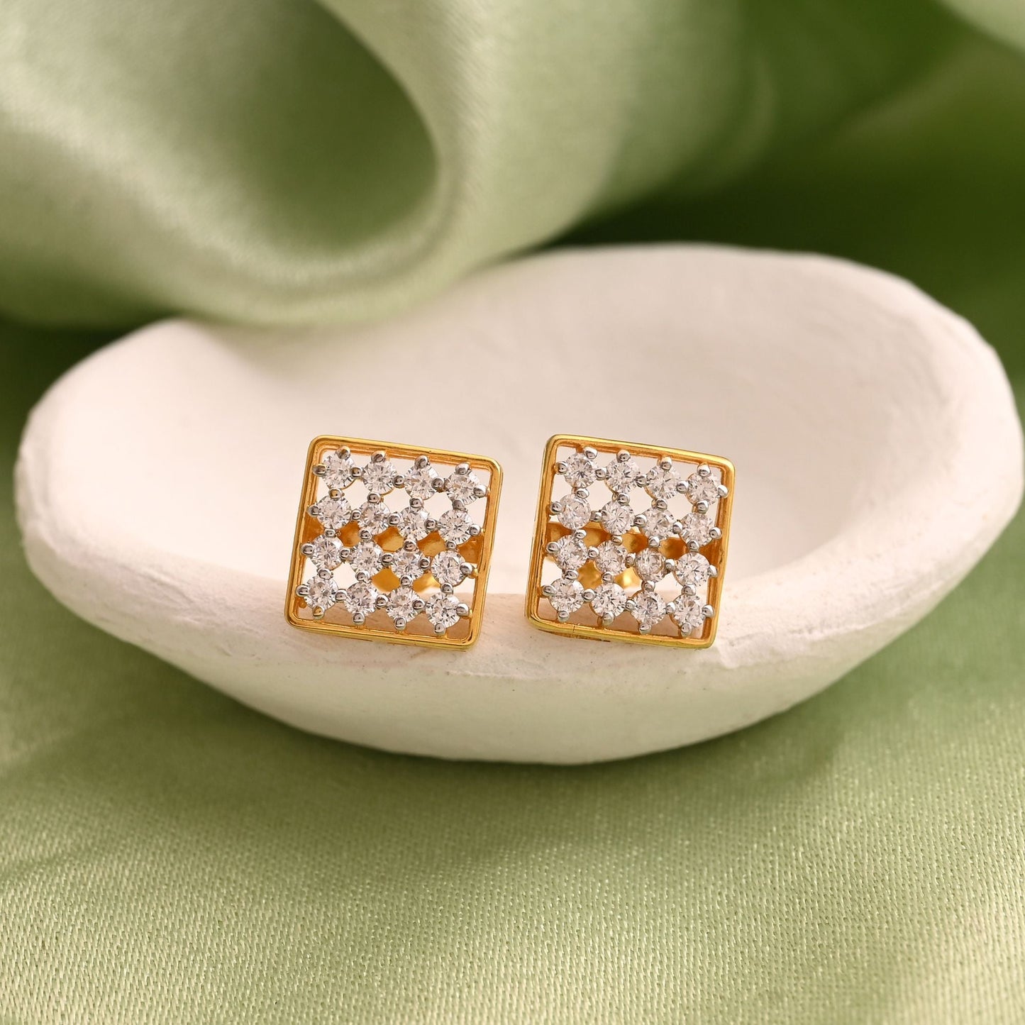 White Color 925 Gold Plated Silver Stud Earrings (OME113WHT)