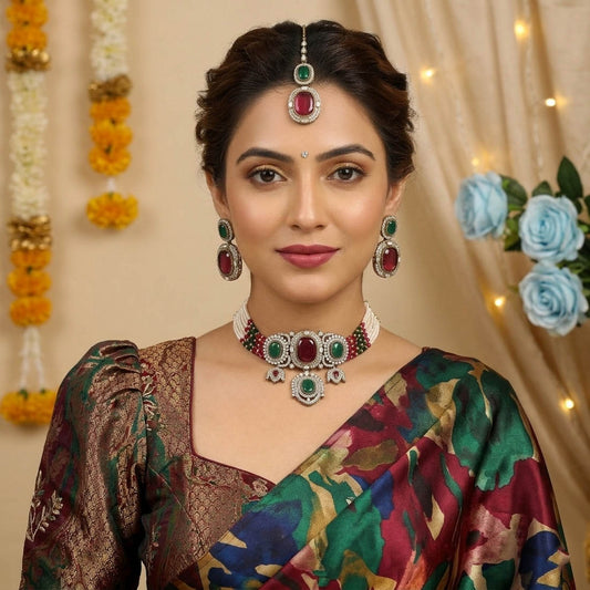 Graceful Rani & Green Color Choker Kundan Necklace Set For Festivals