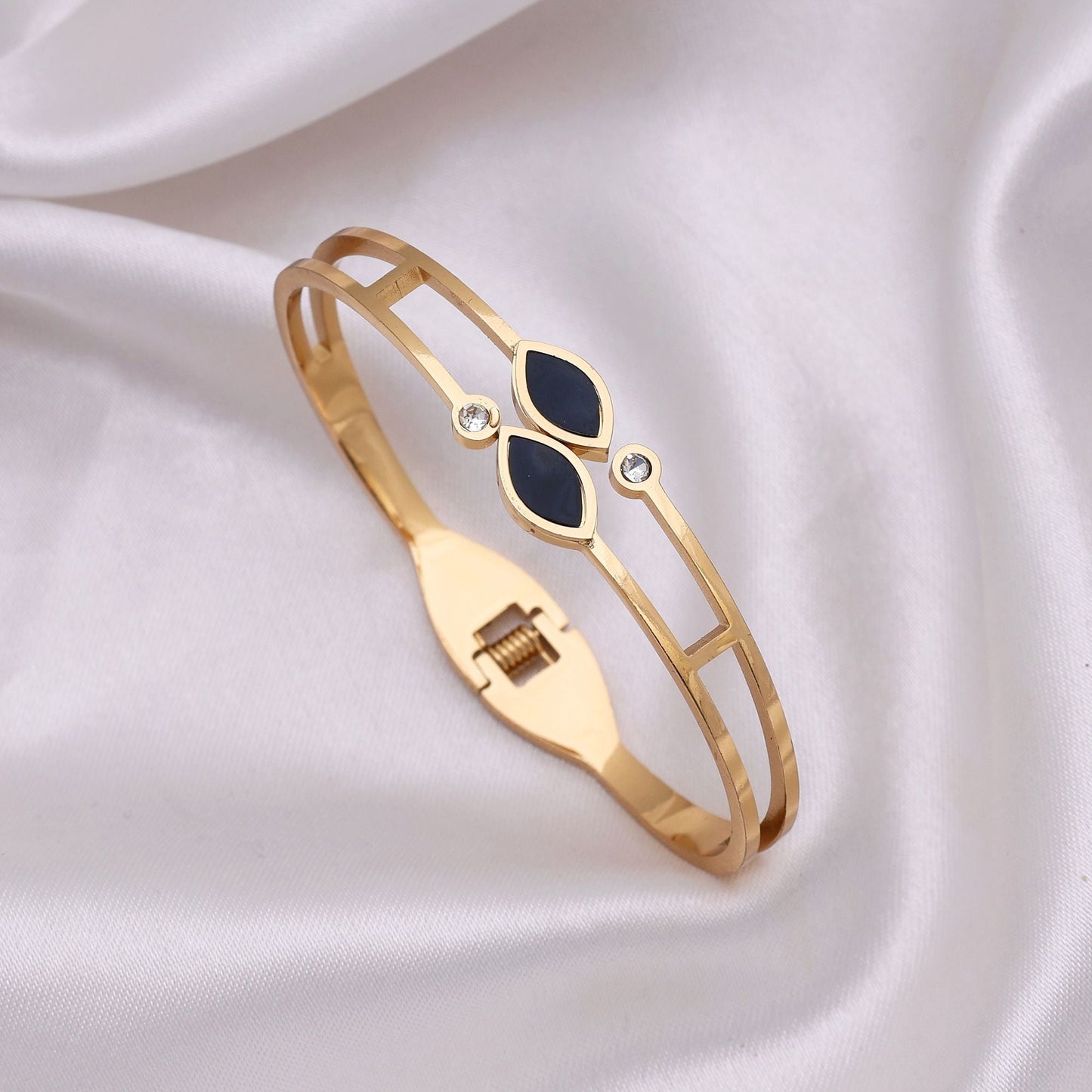 Goldfarbenes American Diamond Armband, Anlaufschutz, ideal für Geschenke und besondere Anlässe
