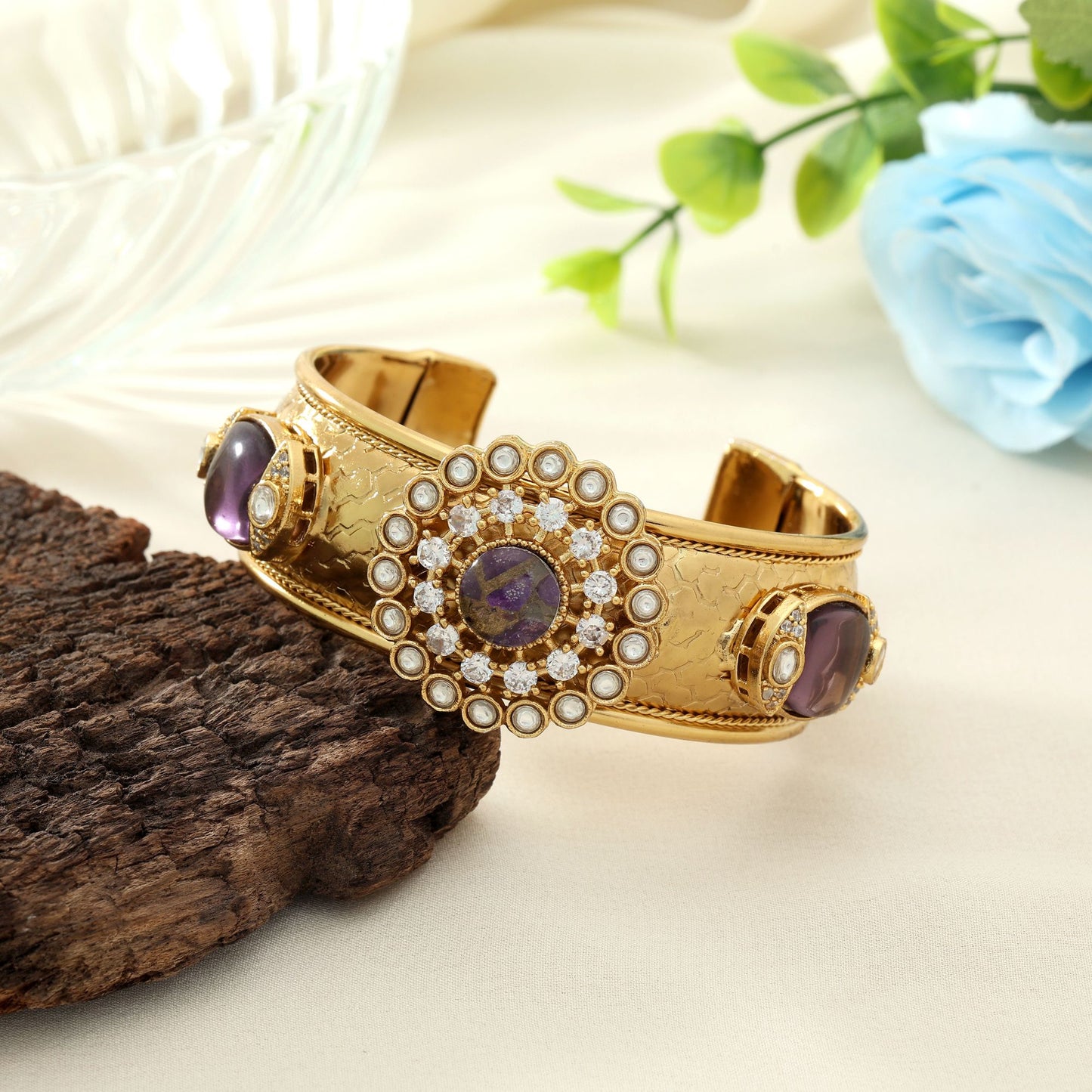 Hellblaues amerikanisches Diamantarmband, trendiger, stylischer Alltagsschmuck