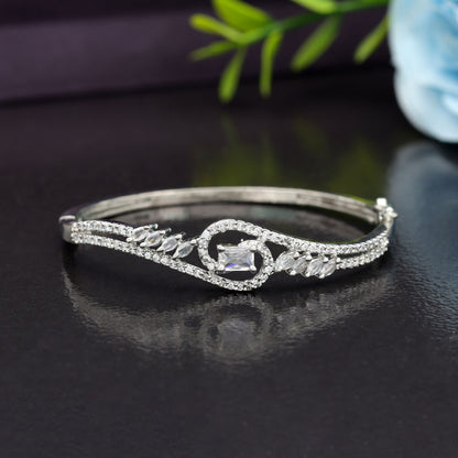Silver Color American Diamond Bracelet Classic Minimal Modern Jewelry Collection Design