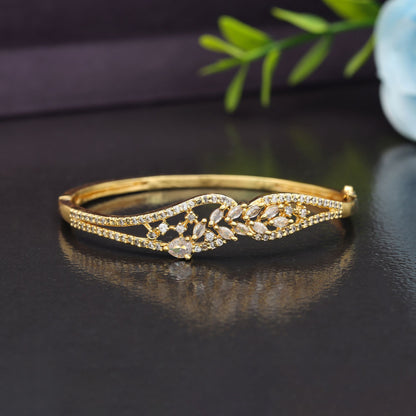 Gold Color American Diamond Bracelet Royal Wedding Statement Jewelry Collection Design