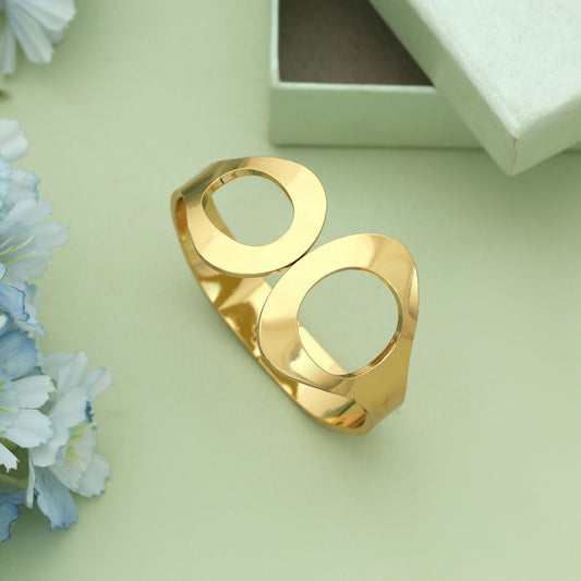 Gold Color Openable Anti Tarnish Bracelet With Modern Trendy Minimal Design