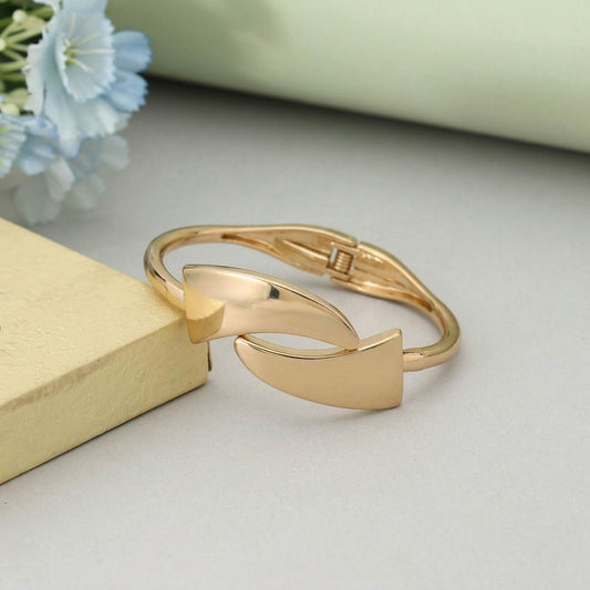 Gold Color Openable Anti Tarnish Bracelet With Stylish Trendy Jewelry Look