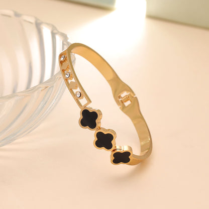 Black Color Anti Tarnish Bracelet with Stylish Contemporary Fashion Look