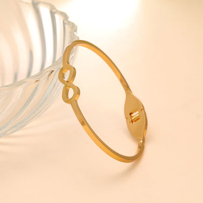 Gold Color Anti Tarnish Bracelet with Elegant Everyday Wear Appeal