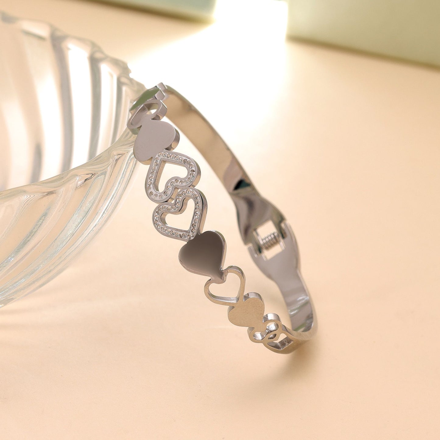 Silver Color Anti Tarnish Bracelet with Modern Minimalist Jewelry Style
