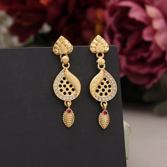 Gold Color Antique Earrings Offering Graceful Elegance With Traditional Inspiration