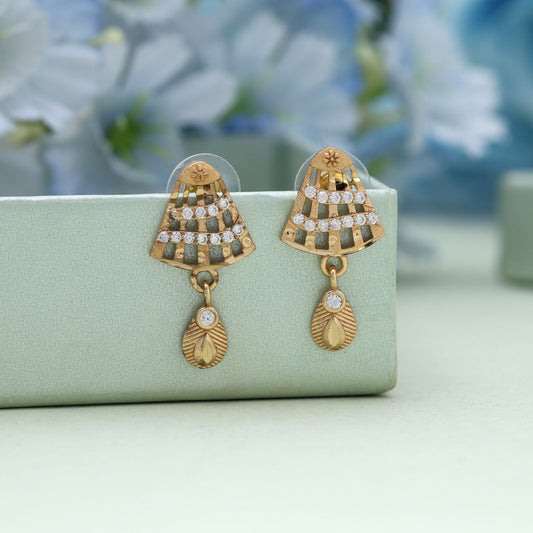 Gold Color Antique Earrings Crafted For Long Lasting Traditional Elegance