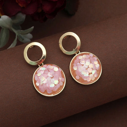 Rosa Farbe Antike Ohrringe Stilvolle Vintage Ethnische Statement-Schmuckdesign